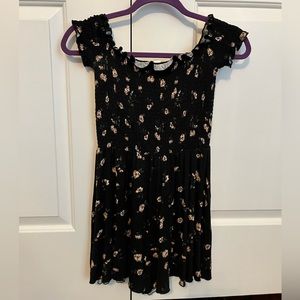 Off-The-Shoulder Black Floral XS Garage Romper